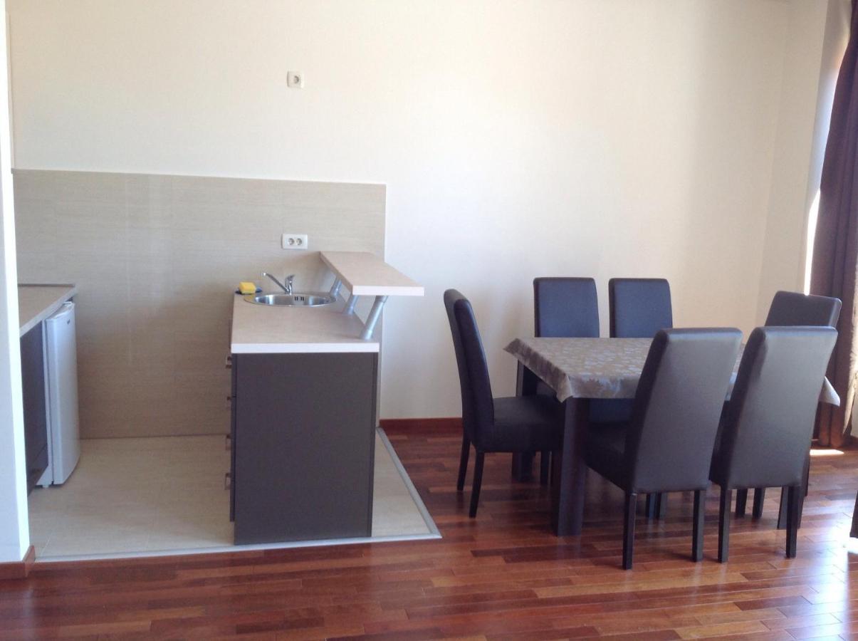 Apartments Jelusic Budva Pokoj fotografie
