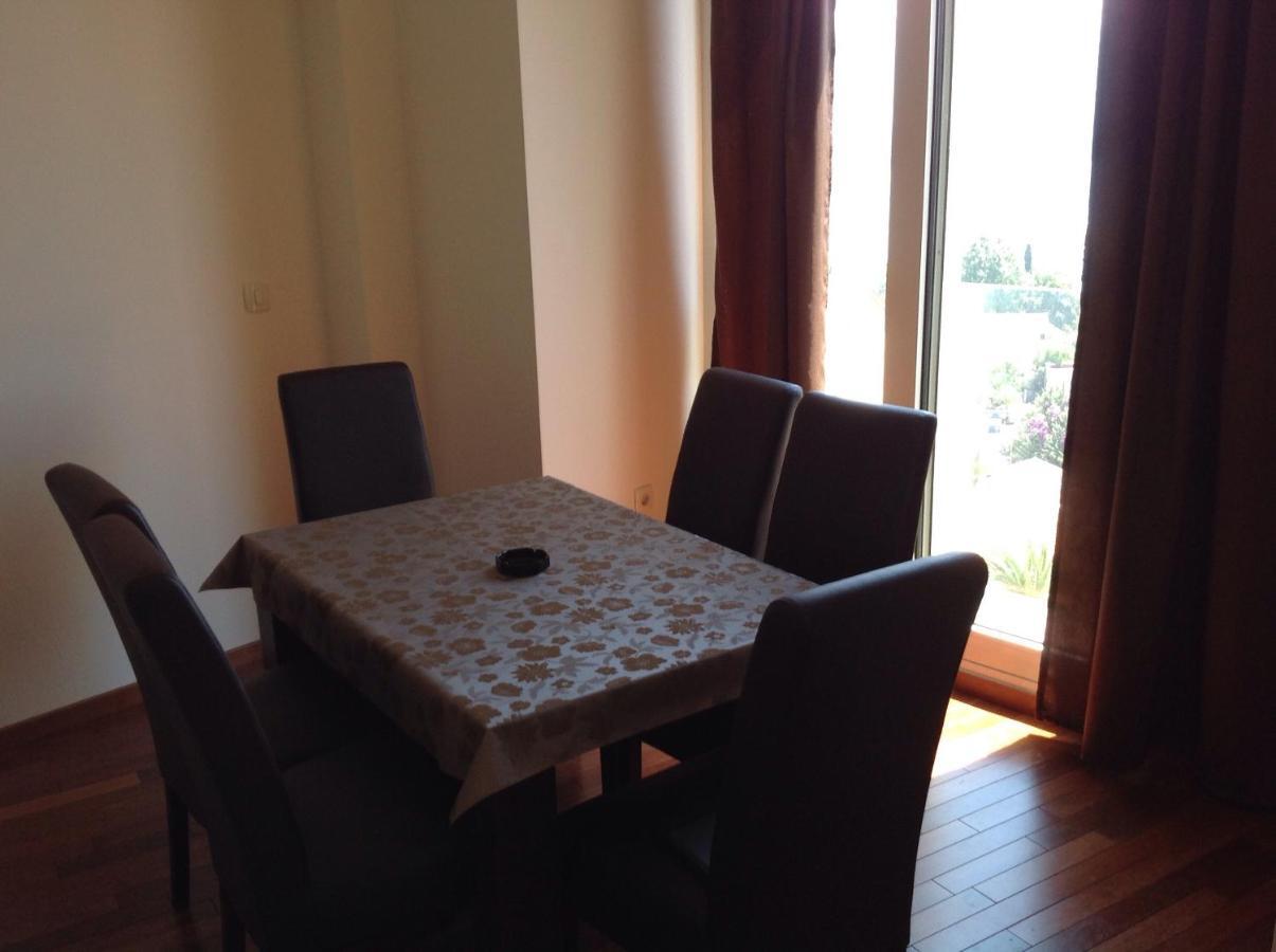Apartments Jelusic Budva Pokoj fotografie